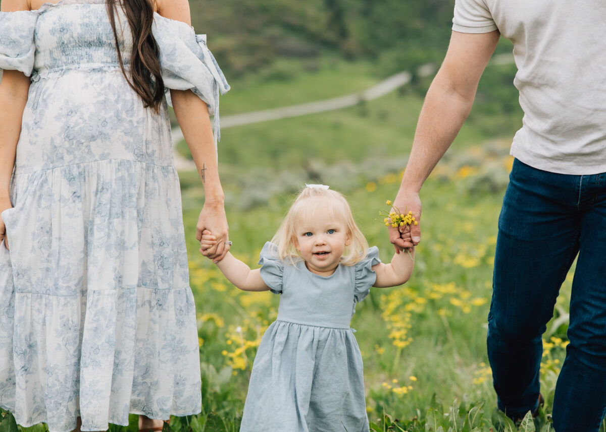 Family maternity photos