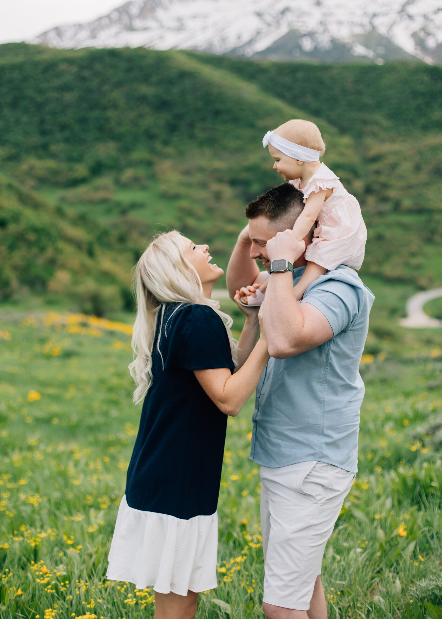 Summer mountain family pictures