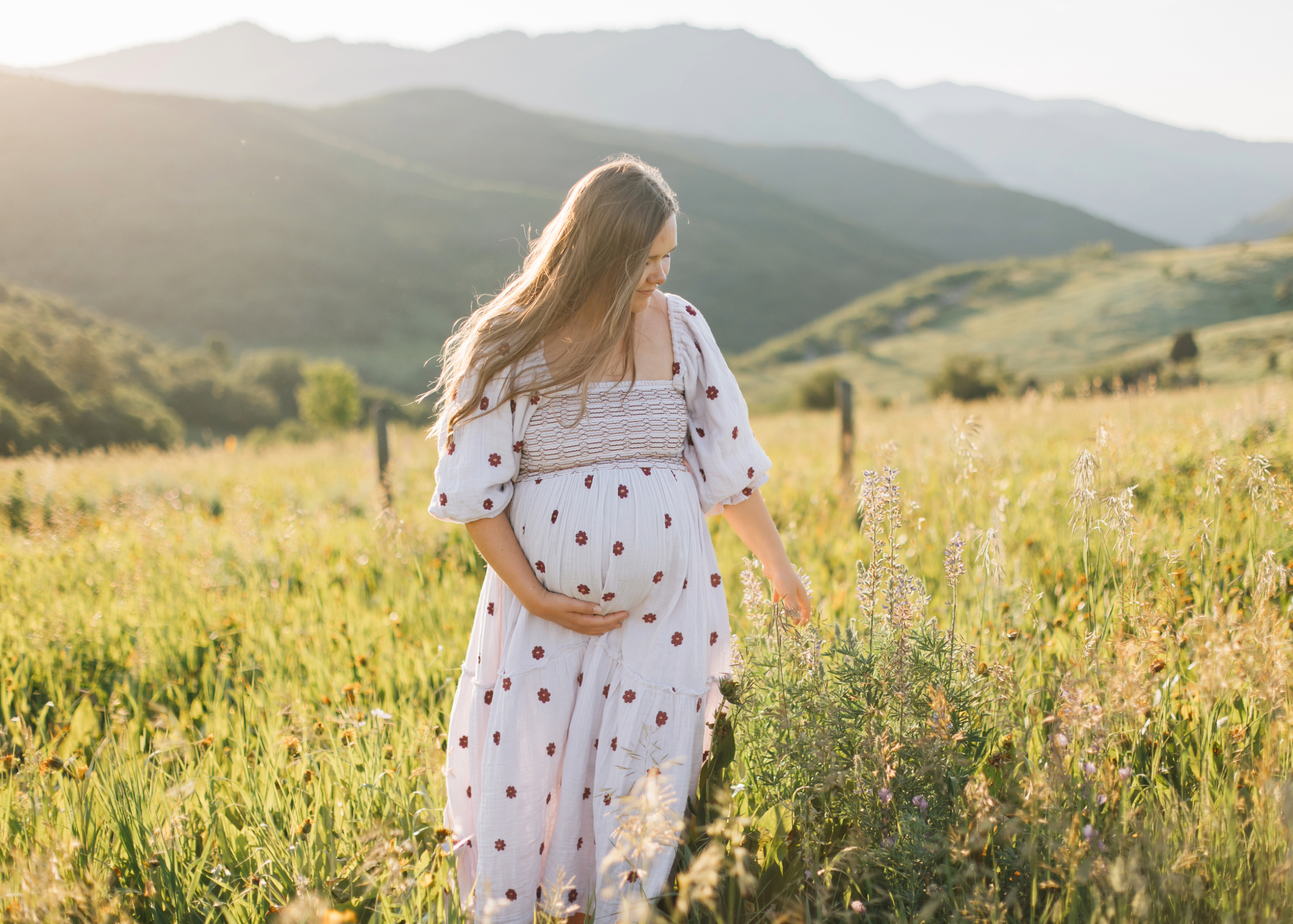 Mountain maternity photos